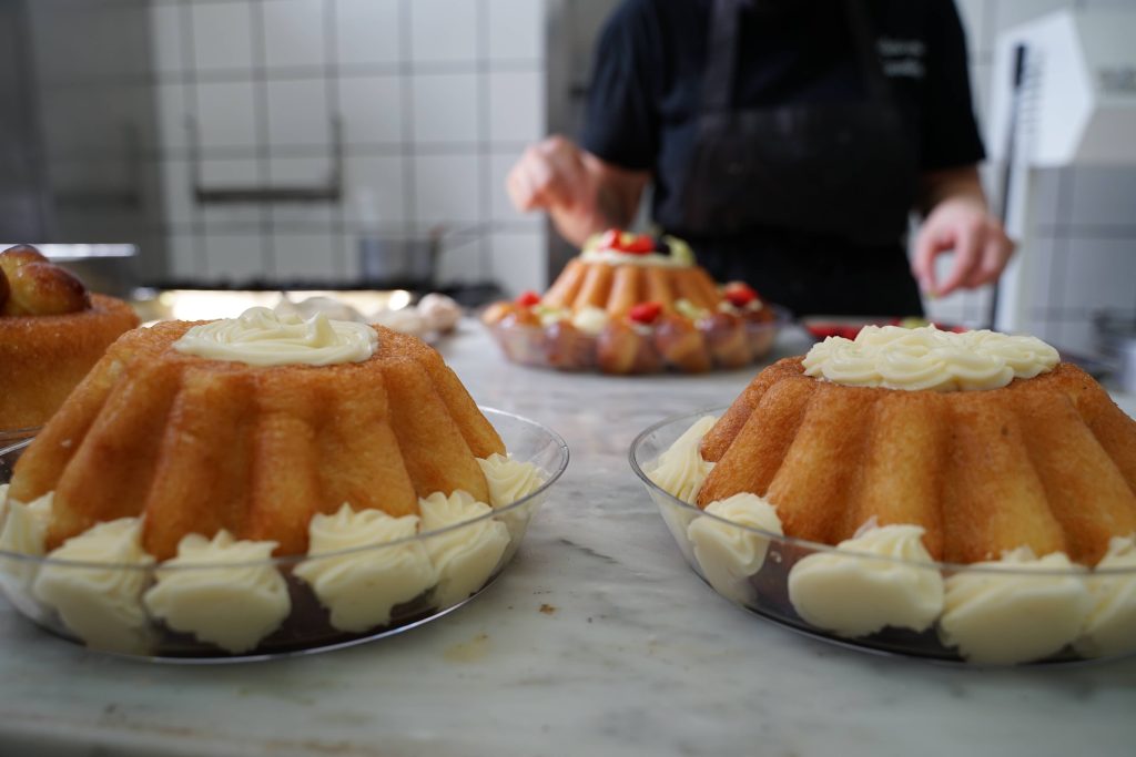 babà al limoncello decorazione