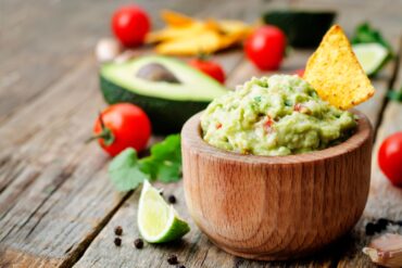 Guacamole con nachos